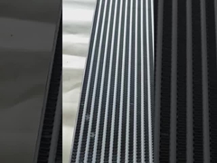 エンジンの冷却装置の掘削機の予備品4650354のための掘削機のインタークーラーZAX200-3