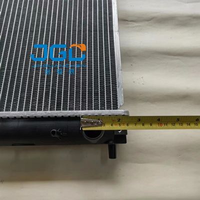 YM35掘削機の普通サイズのためのアルミニウム水漕のラジエーター