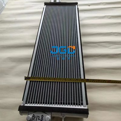 PC128油圧オイル クーラーの燃料フィルター燃料のクーラー22B0312120