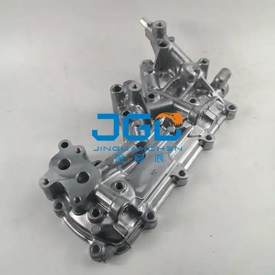 4M40T掘削機のエンジン部分のクーラーの側面カバー交換部品