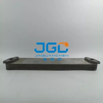 トラック エンジン6D22 6D24オイル クーラーのクーラーの中心ME153172 ME054110の冷却装置