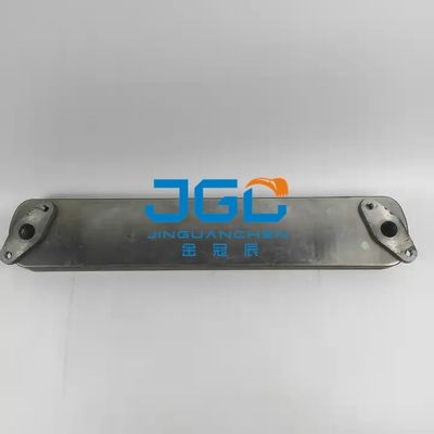 トラック エンジン6D22 6D24オイル クーラーのクーラーの中心ME153172 ME054110の冷却装置