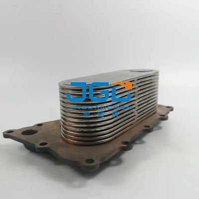 E320D2 E323D2エンジン部品オイル クーラーの中心2486A002の冷却装置は295-8610を統合した