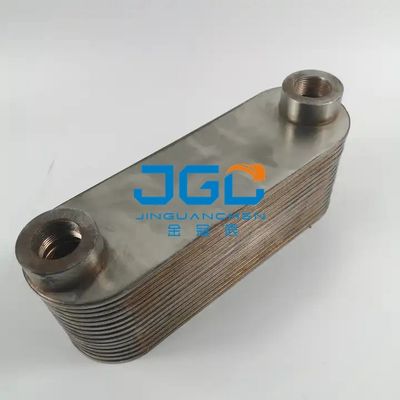 掘削機EC240 EC290のエンジン部分はクーラーVOE20450897 20715681の中心に油をさす