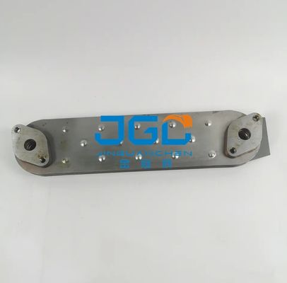 ラジエーター8-97027982-0の8-94438354-1掘削機エンジン4BD1オイルの涼しい中心