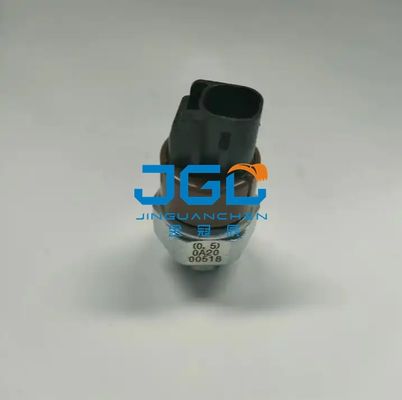 SK200-8 SK350-8の掘削機の付属品の油圧センサーVH835301471Aのために適した