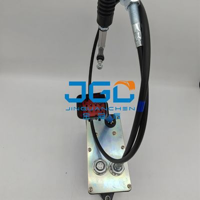 E312D2掘削機のエンジン部分はモーター386-3439自動制御を絞る