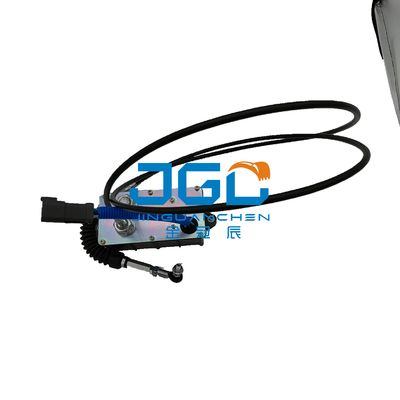 R215-7掘削機のエンジン部分はモーター21EN-32260 21EN-32300を絞る