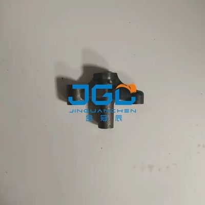 J08E J05Eの掘削機エンジンのための機械付属品のロッカーの十字VH137061080A