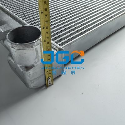 EX360-6掘削機の付属品のインタークーラー4463076の機械部品