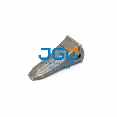 掘削機のシャーシは予備品PC130 PC200のバケツの石の歯205-70-19570RCを