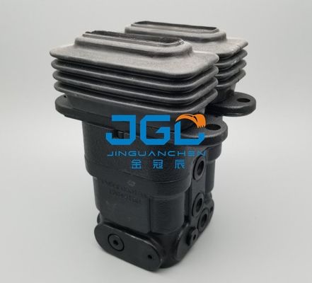 SY135-8 SY215-8 SY235-8のフィート弁の掘削機油圧部品1010302310 PVD8P5021A