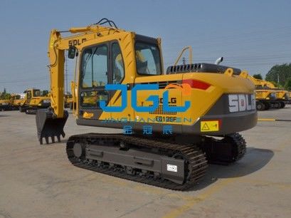 EC135 6150 125掘削機は前後左右のドアの、上部および下の風防ガラスを連動させる