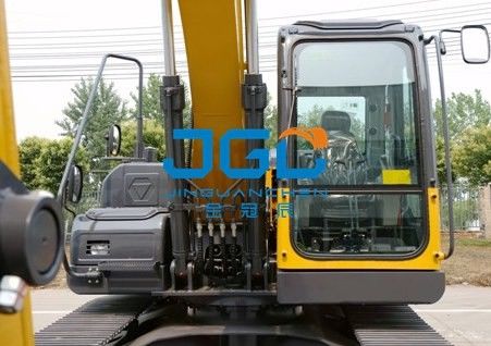 XE135Dの掘削機前後ギヤ左右のドアの天窓の上部および下の風防ガラス