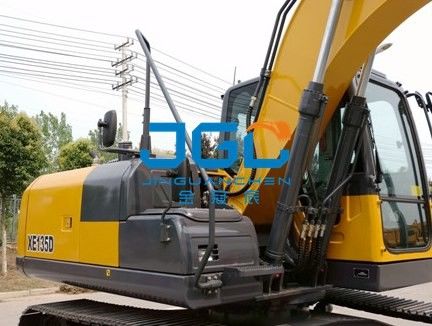 XE135Dの掘削機前後ギヤ左右のドアの天窓の上部および下の風防ガラス