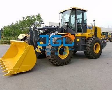 LW500D 550の600FV積込み機前部ギヤ後部ドアの窓の左右の風防ガラス