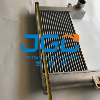 ZX120-6 ディーゼルエンジン インタークーラー 4459212 掘削機用品 エンジニアリング機械部品
