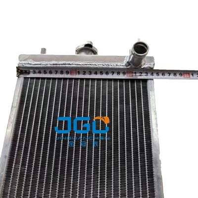 PC20 エグババター用水タンク散熱器 22L-03-21111