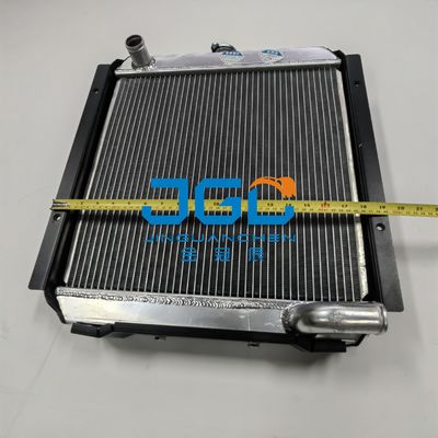 PC50UU PC40-7 水タンクラジエーター 20T-03-71110 掘削機アクセサリー