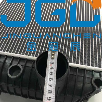 掘削機 E345d2 E349D2 ラジエーター 水タンク 372-8883 383-6407 3852618 3728885