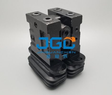 EC210B EC240B EC480D E307D E312BC E320B E306E ボルボ掘削機のペダルバルブ足 14612097 14515047