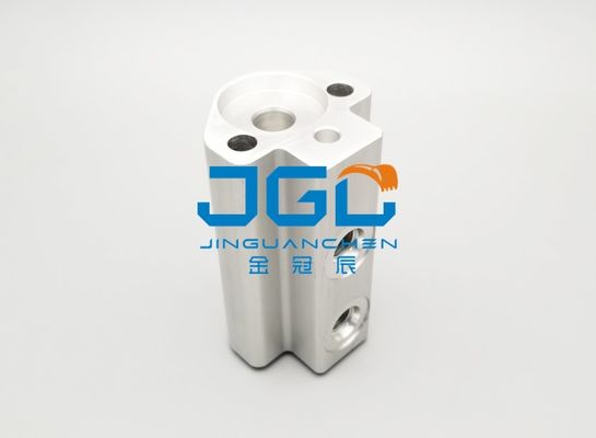 AV280 大腕ブームホルディングバルブ 黒配送バルブ R225-7 掘削機 水力部品
