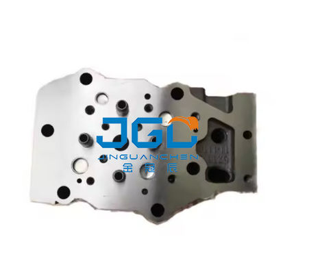 6D140 エグババターエンジン部品 コマツー用のシリンダーヘッド 6211-11-1110