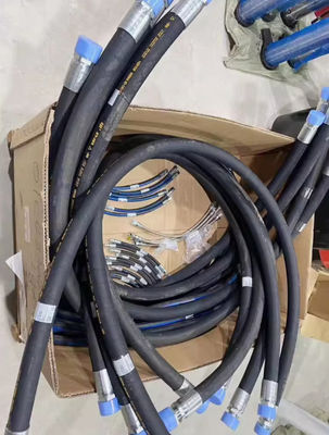 液体管 CAT320/323/326/336/330/345/374 545563757546 掘削機 液体部品