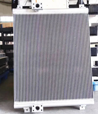 高品質の材料 銀 E322 掘削機用ラジエーター