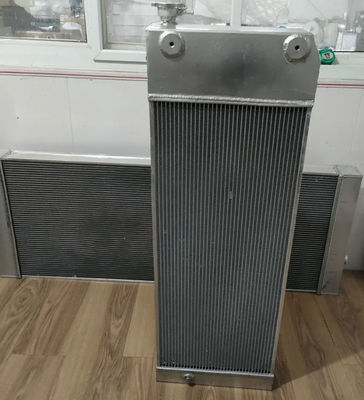 E324D E326D2 E330D2 E326D ラジエーター 453-0623 高品質の掘削機工場