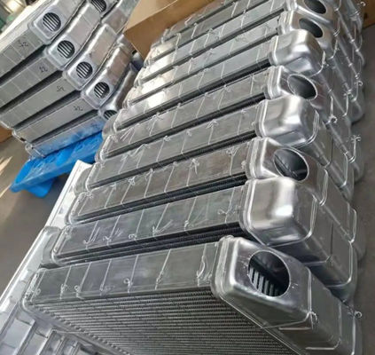 R130-5/7 アルミニウム材料の掘削機散熱器