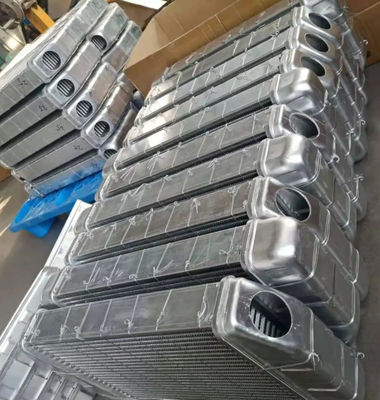 掘削機ラジエーター EC360B 高品質の工場アルミニウム材料