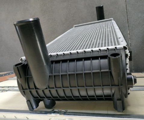 17424334 EC210D EC200D EC220 エグババター工場用ラジエーター