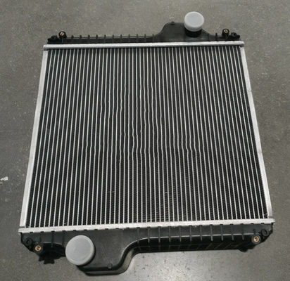 332/C8935 高品質の水用アルミプラスチックラジエーター 掘削機用