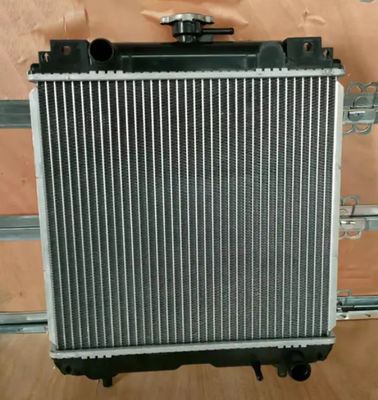 KX61-3 KX71-3 エグババターのためのラジエーター エンジニアリングアプリケーションのための良好な品質