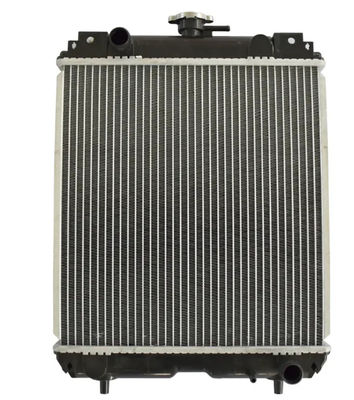 KX61-3 KX71-3 エグババターのためのラジエーター エンジニアリングアプリケーションのための良好な品質