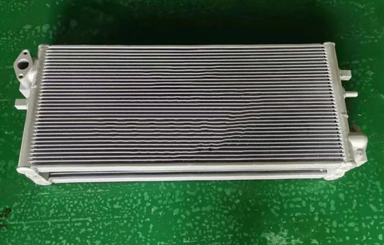 掘削機 オイルラジエーター コマツー228-10 PC228-10 高品質の工場