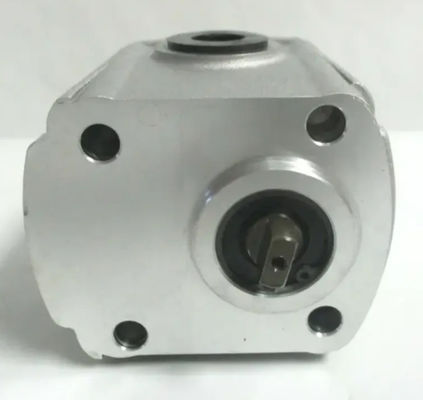 67980-36100 OEM 水力ポンプ D722 D782 GPO-100 掘削機 エンジニアリング機械 エンジン