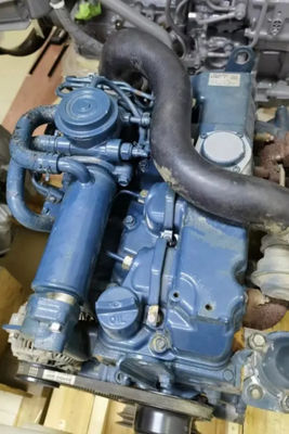 クボタ V2607T ディーゼルエンジンの掘削機部品