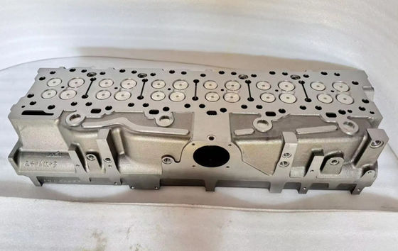 高品質のC18ディーゼルエンジンのシリンダーヘッド カタピラー掘削機モデルE385E395 建設機械 部品