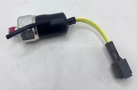 1-82410170-1 オイル圧力センサー 6HK1 エンジン ZX300 Sany 305 335 掘削機