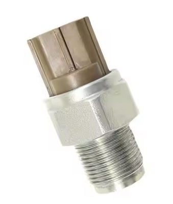 4HK1 6HK1 エンジン SK200-8 油圧ショベル コモンレール燃料圧力センサー 4990006131 499000-6131 4332040