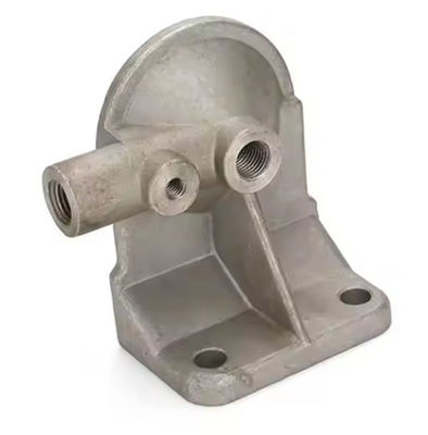 高品質PC200-6 PC300-6 掘削機のスペアパーツ 燃料フィルターヘッド 6114-71-6210 6138-71-6110