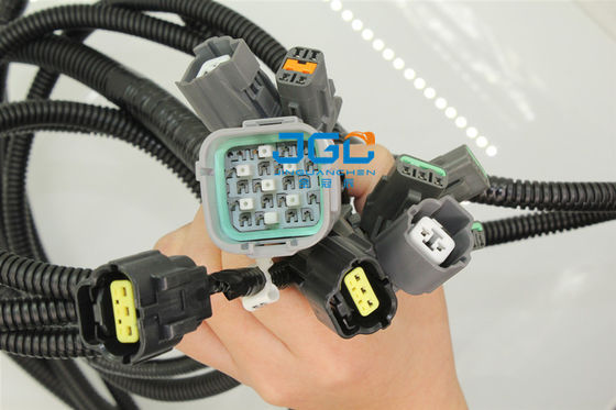 ZX450-1 ZX450-3の掘削機の予備品6WG1エンジンの注入器の配線用ハーネス4641126